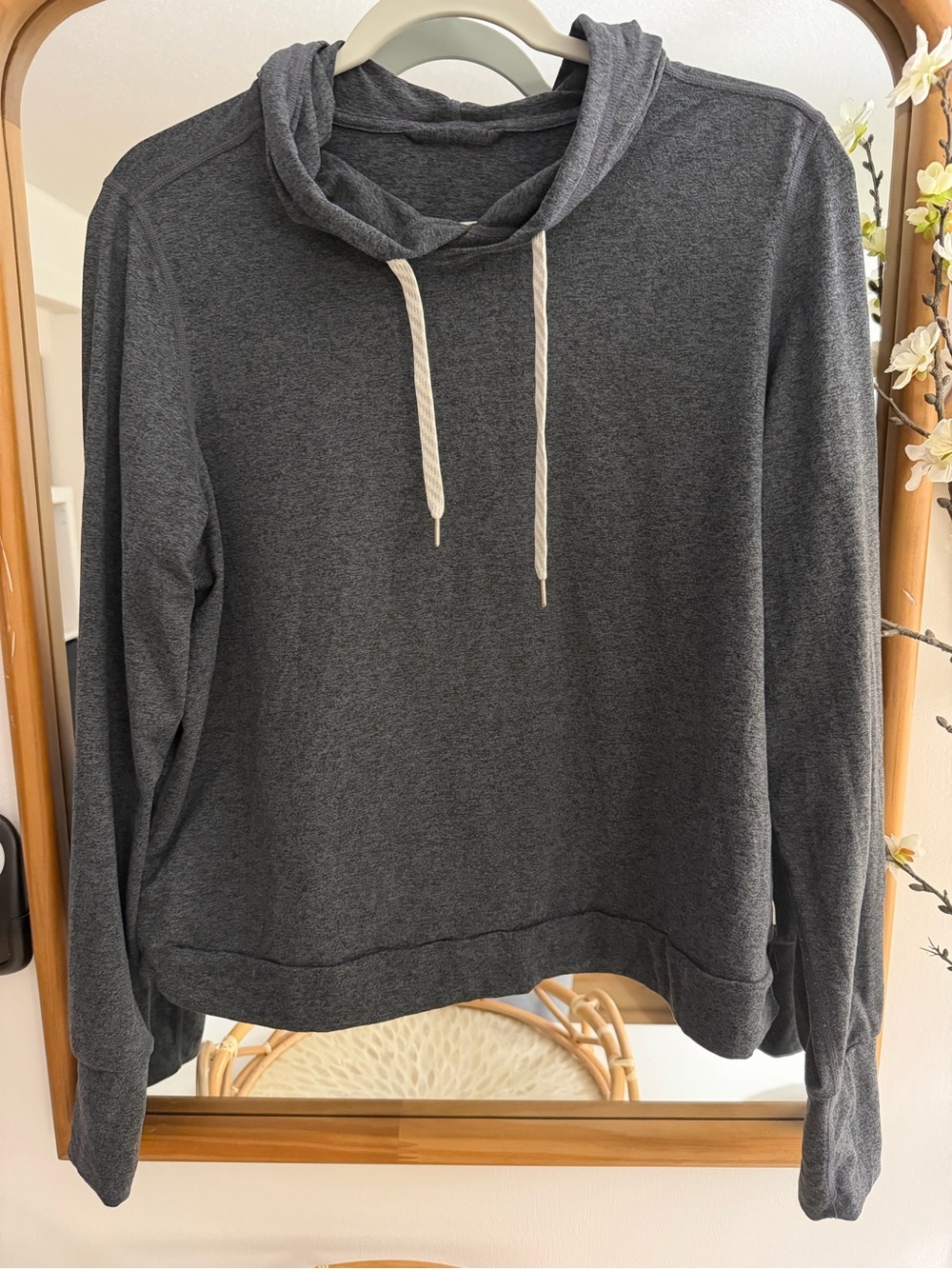 Vuori Women's Gray Hooded Pullover Sweatshirt